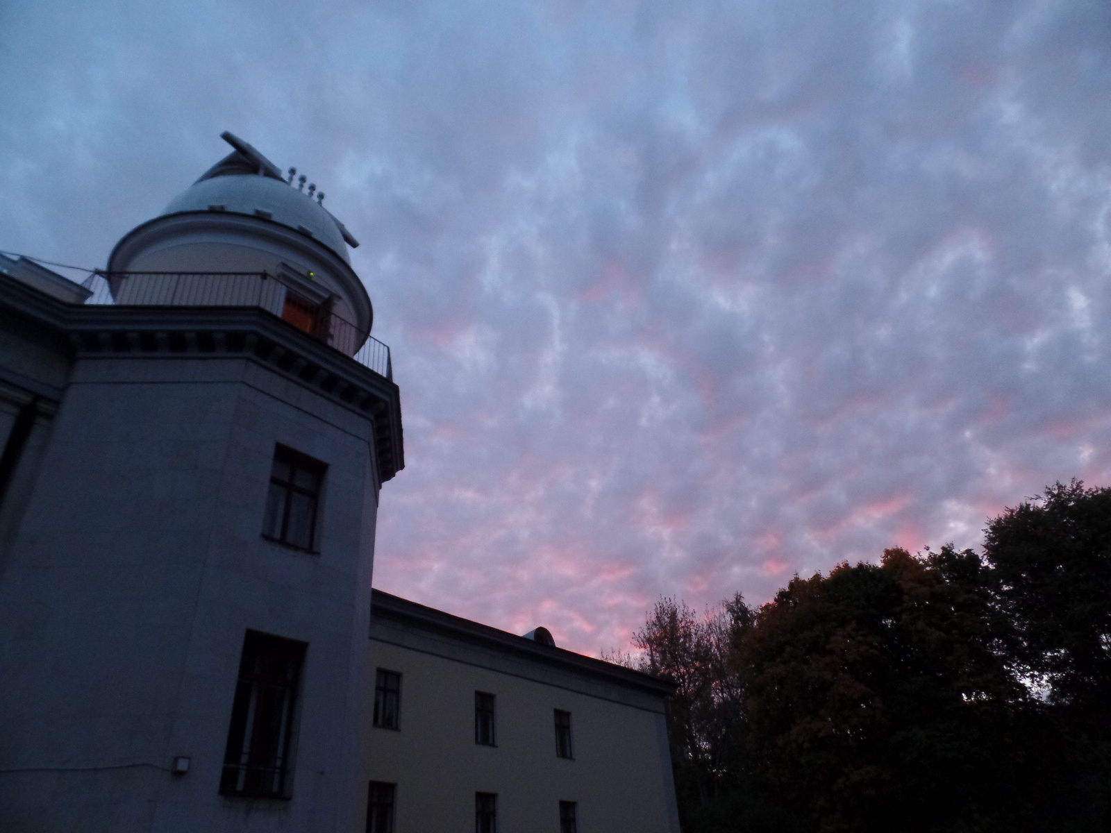 Вечерние наблюдения за звездами в ГАИШ МГУ